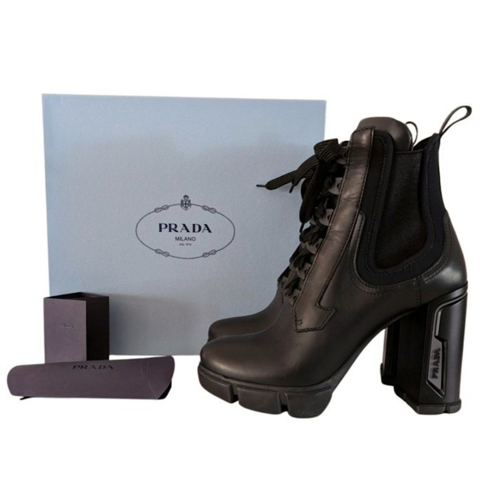 NIB Prada Black Leather Lace Up Chunky Heel Chelsea‎ Boots Women's 39.5